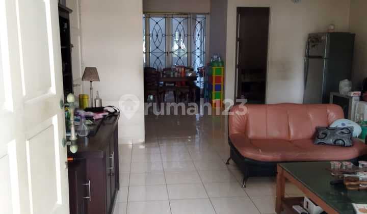 Dijual Rumah 2 Lantai Mitra Gading Villa Shm