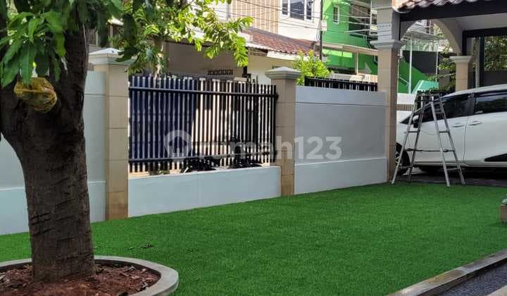 Rumah Siap Huni Mewah Model American Classic Modern