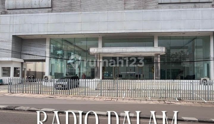For Quick Sale !! Ready-to-Use Showroom Radio Dalam - South Jakarta