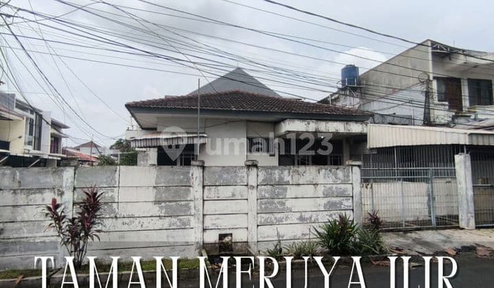 Dijual Cepat !! Rumah Hitung Tanah Hoek Taman Meruya Ilir - Jakarta Barat