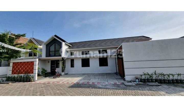 Rumah Baru Di Semarang Sejuk Dan Nyaman