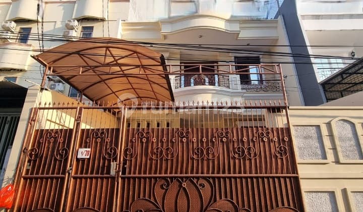 Rumah Mewah Di Mg Besar