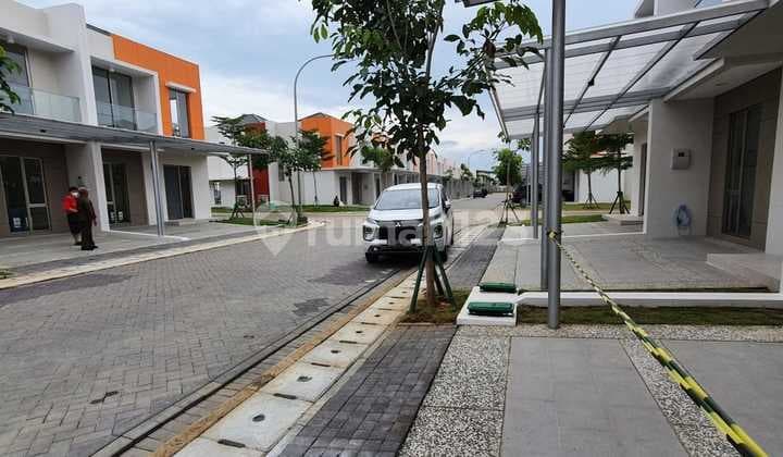 Disewakan / Dijual Rumah di Pik2