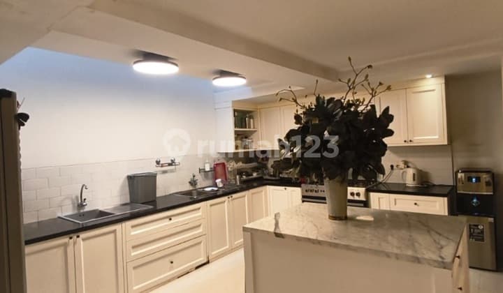 For Sale Nice Minimalist House