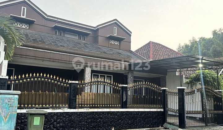 Nice House in Cikunir, Bekasi with Certificate of Ownership