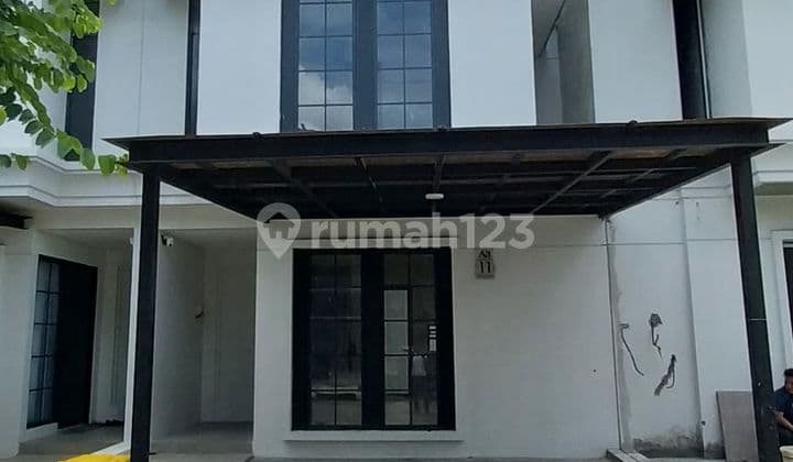 Sewa Rumah Cantik Siap Huni Dekat Clubhouse