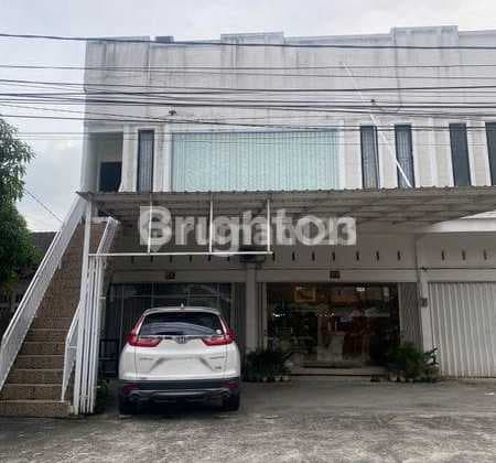 Dijual Ruko 2 Lantai,gandeng 2 Rp.3.750.000.000,- Sudah Didisain Untuk Rumah Dan Usaha