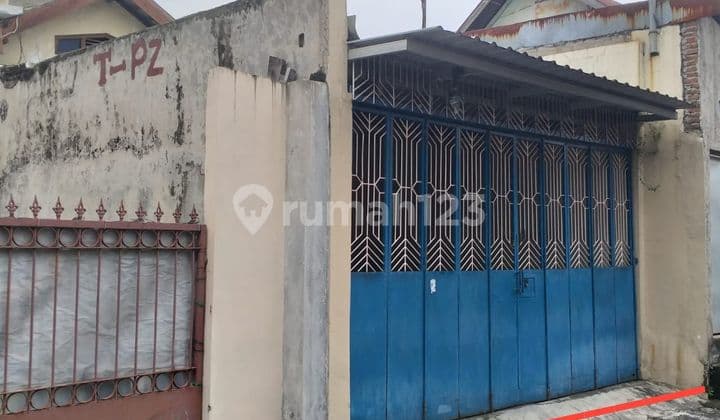 Rumah Nyaman 184m2 Dekat Pasar Gede Solo