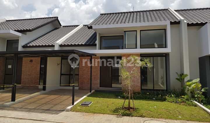 For Sale/For Rent 1-Story House in Tatar Lokacitra, Kota Baru Parahyangan