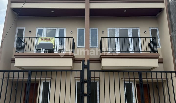 Dijual Rumah di Meruya Selatan, Jakarta Barat 5X20