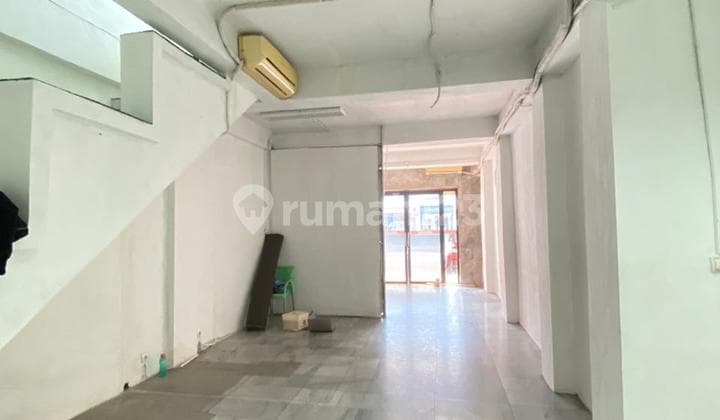 For Rent Shop House in Radio Dalam, South Jakarta