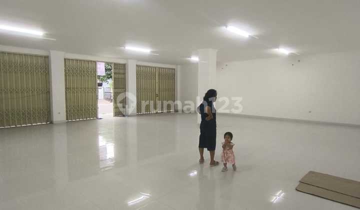 Disewakan Ruko Gandeng 3 Tanpa Sekat di Citra Garden 3