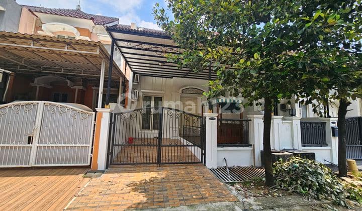 Rumah 2 Lantai Di.perumahan Royal Residance Cakung Jakarta Timur