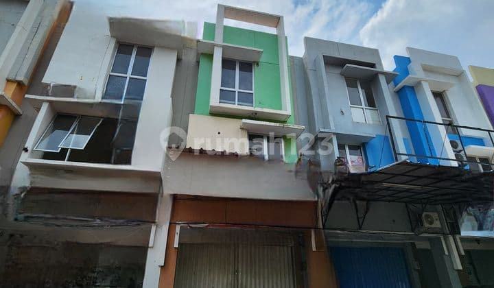 Disewakan Ruko Asia tropis di harapan indah Bekasi