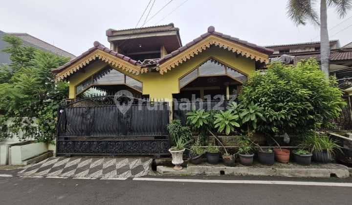 RUMAH CANTIK 1.5 LT KOMPLEK ABADI DUREN SAWIT JAKARTA TIMUR