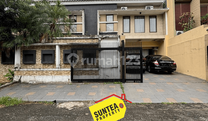 Ready-to-Occupy House, Strategic Location, Beautiful Environment, Safe and Comfortable, Near Jaya Development Campus, Lotte Mall, Premier Bintaro Hospital, Bintaro Exchange Mall, Jurang Mangu Station, Located in Menteng Bintaro Jaya