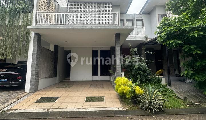 Disewakan Rumah Siap Huni Lokasi Strategis Dekat dengan Fresh Market, Rs Premier Bintaro, Global Jaya, Tol Bintaro