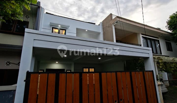 Rumah Baru Modern Classic Dalam Komplek Kavling Dki Rumah Bagus Shm Di Pondok Kelapa