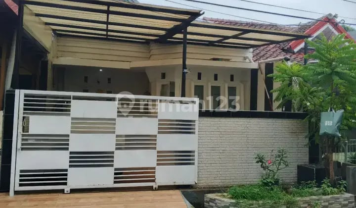 Rumah Cantik Siap Huni Dalam Perumahan Griya Bintara Indah