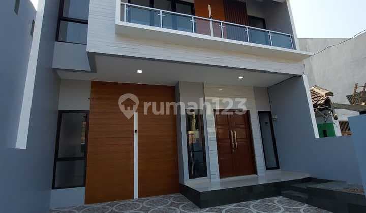 Rumah Baru 3 Unit !!! Rumah Model Minimalis Lingkungan Nyaman Lokasi Strategis