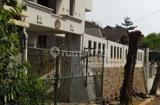 Rumah Kost Nempel Kampus Gunadarma