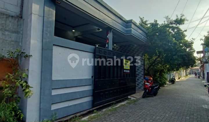 For Quick Sale, House Within Cluster Dikelapaduadepok