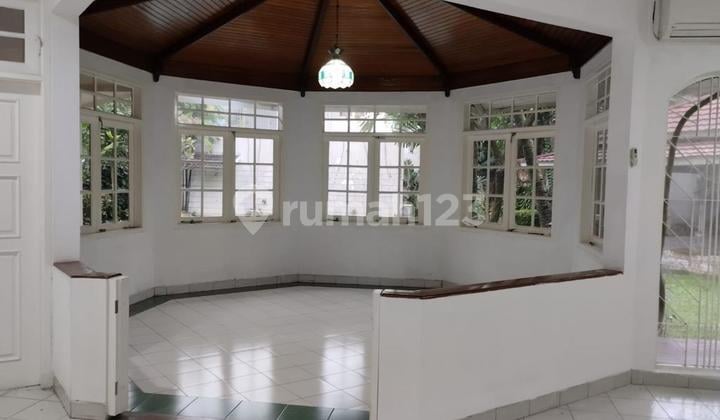 Rumah Patra Kuningan American Classic Jakarta Selatan