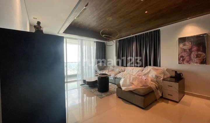 Apartment Kemang Village 3 Kamar Tidur Private Lift