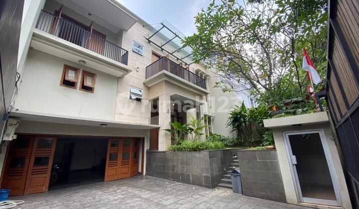 Rumah Kartanegara Bisa Untuk Kantor Jakarta Selatan