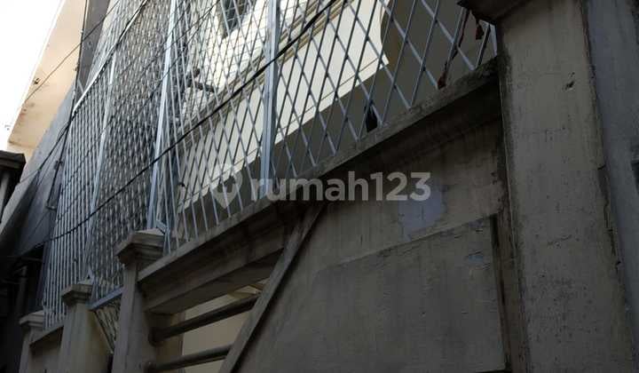 Dijual !!! Rumah Lokasi Jembatan Lima