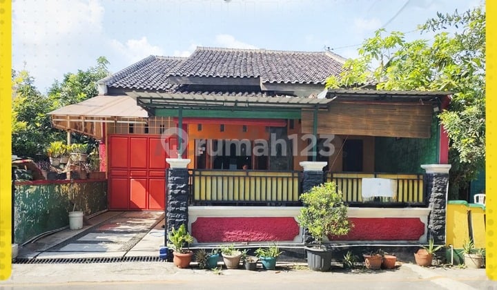 Spacious 150Meter House Ready to Occupied 3Bedrooms in Sroyo Jaten Karanganyar