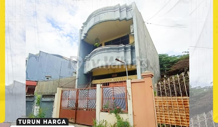 Rumah 4 kamar akses Mobil Simpangan Dekat Pasar Nusukan Solo