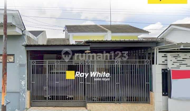 Rumah 2Kamar Bagus Minimalis Busukan Dekat Taman Jayawijaya Solo