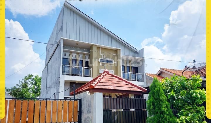 Rumah Mewah Full Furnised 5Kamar Siap Huni di Banyuanyar Solo
