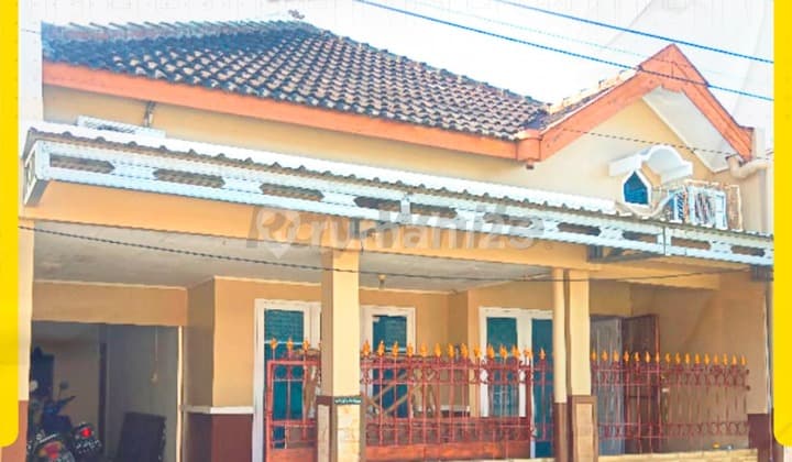 Dijual Rumah 4Kamar Siap Huni di Baturan Colomadu Solo