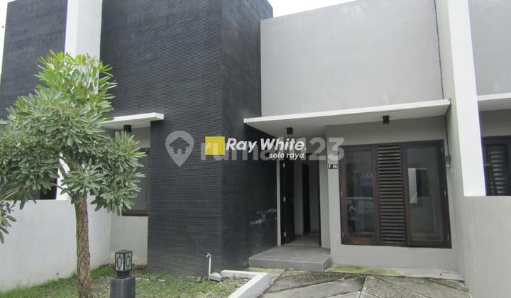 Dijual Rumah Modern Minimalis Solo Sukoharjo