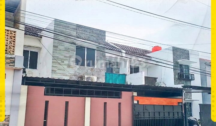 Rumah 2Lantai 3Kamar Akses Simpangan di Blulukan Colomadu Kra