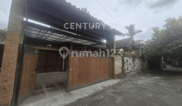 Rumah Hunian Nyaman Prospek Bisnis Villa Homestay Sleman S9403