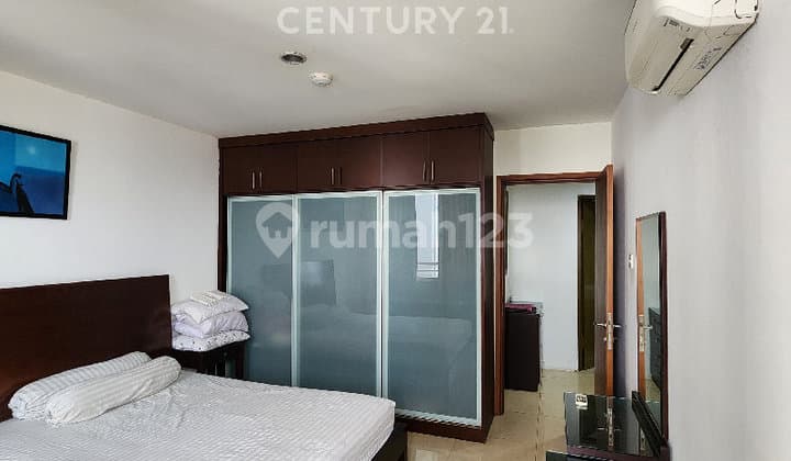Apartemen Paladian Park 2BR Furnished Lt.17 View City R2221