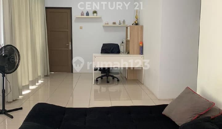 Rumah Tinggal Bonus Bisnis Cuci Mobil di Jalan Raya Ciracas S9558