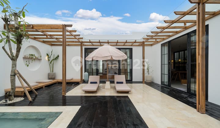 Villa Pecatu, Badung. Jangka Panjang 25Tahun, Tropis dan Mewah