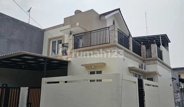 Rumah Bagus Baru Renovasi di Jelambar Dekat Daan Mogot Lokasi Strategis