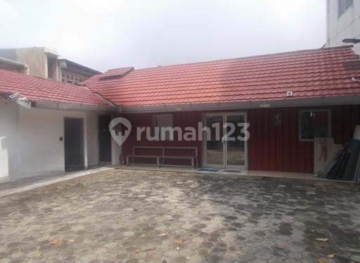 Tanah dan Bangunan di Kedoya