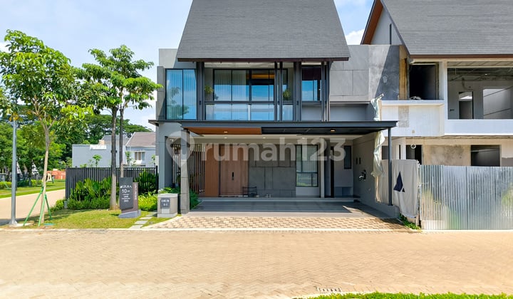 Rumah 2 Lantai Cluster Discovery Azzura, Bintaro, Tangerang Selatan, Banten