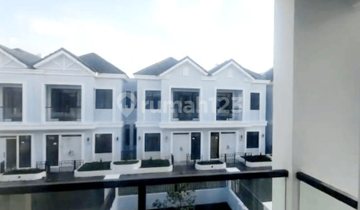 Disewa Rumah di Lavon 2, Cluster Viridia, 3 Lantai, Cikupa, Tangerang