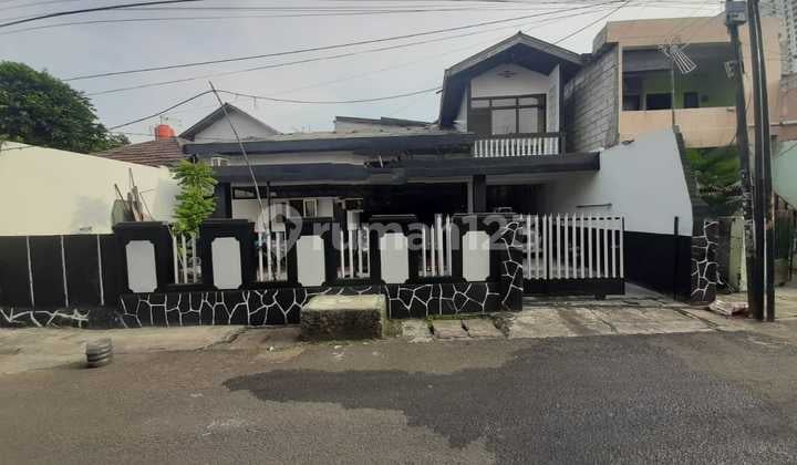 Di Jual Murah Rumah + Kosan Lokasi Strategis di Jakarta Pusat