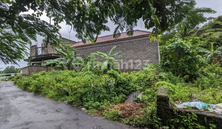 Tanah 1,1 Are di Jimbaran, Nuansa Bukit! bisa Nego