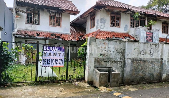 Rumah Tua Hitung Tanah Jalan Lebar Lingkungan Asri