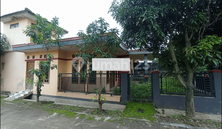 Lelang Rumah Murah posisi Hook di Bandung Rancaekek Siap Huni