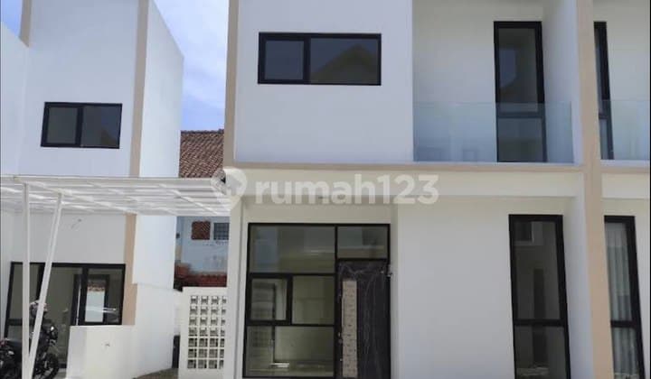 Lelang Rumah 2 Lantai Bandung Rancasari Mandalika Residence